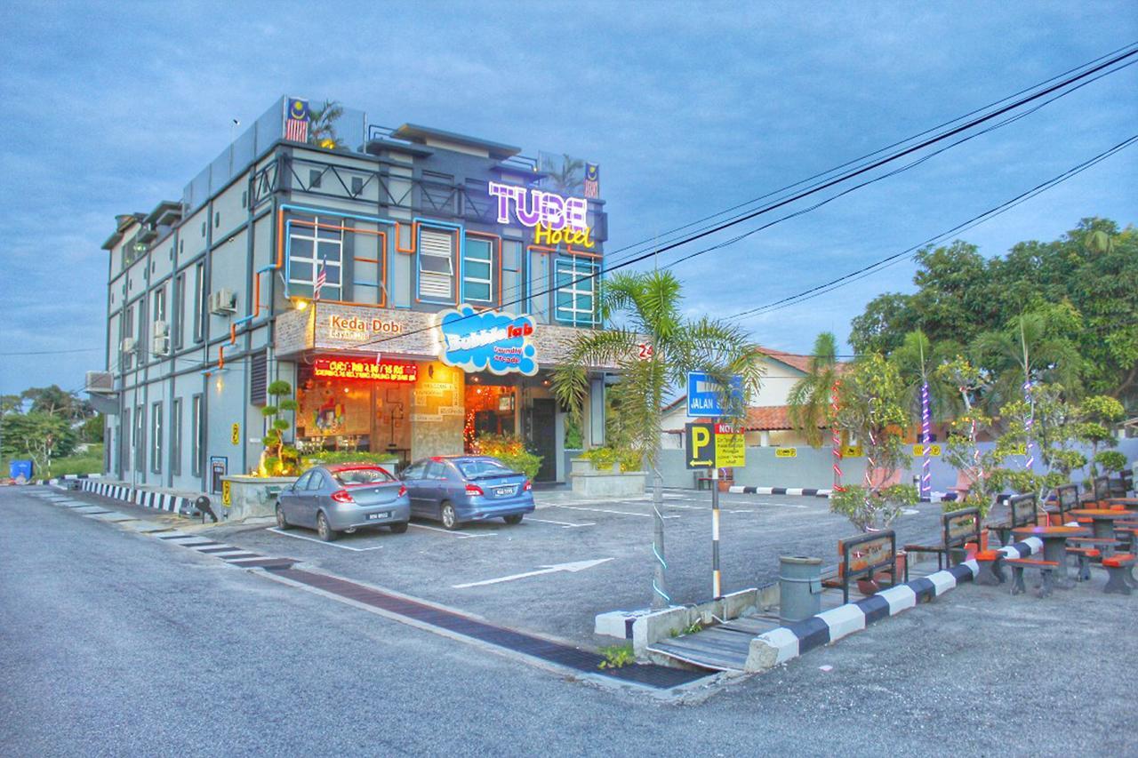 Tube Hotel Klebang Melaka Exterior photo